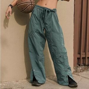 (((Free People Movement))) Stadium Pants "vintage Green" (small or medium)